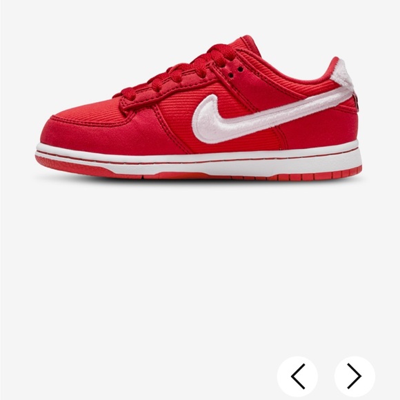 Brand New - Nike dunk Low GS - Valentines 4Y - Picture 1 of 4